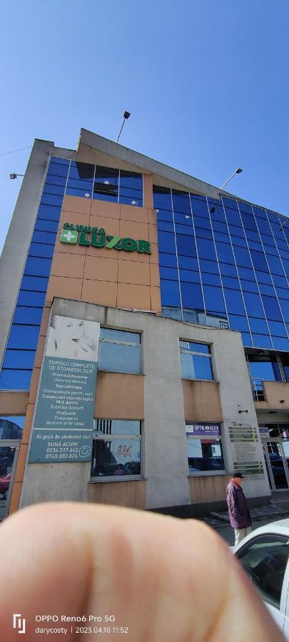 Central City Bacău Exteriör bild